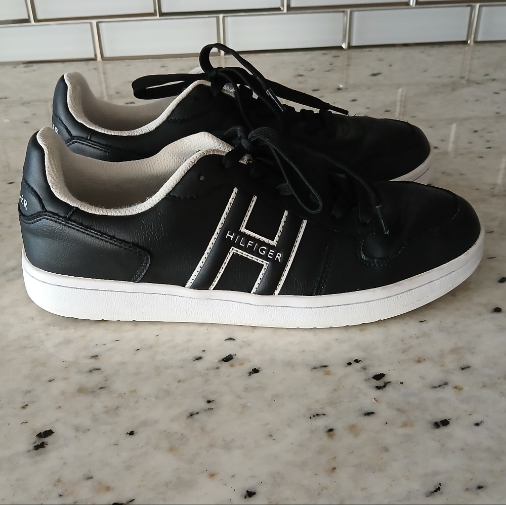Tommy Hilfiger Leman 2 Mens Perforated Sneaker Size 8
